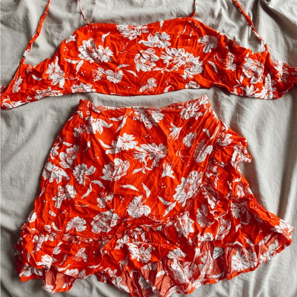 Free People Set - Picture 2 of 2